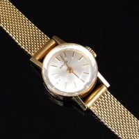 Lot 398 - 18ct lady's Ralco ladies wrist watch