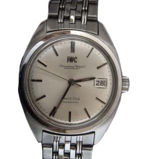 Lot 414 - A stainless steel IWC Yacht Club wristwatch
