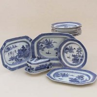 Lot 512 - Chinese blue and white 18th Century part dinner service