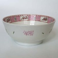 Lot 557 - Newhall porcelain bowl, pattern 159.