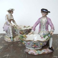 Lot 469 - Pair Meissen 18th Century Style Porcelain Bon Bon