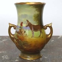 Lot 498 - Royal Doulton Vase