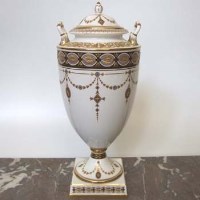 Lot 504 - Wedgwood lidded twin handled vase   decorated