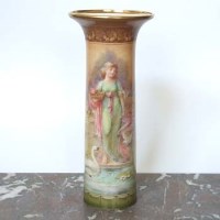 Lot 529 - Gibson George White Vase