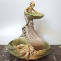 Lot 531 - Royal Dux type centre piece, DB3463