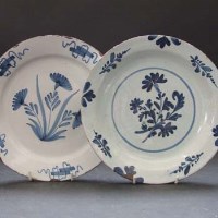 Lot 514 - Two Delft plates