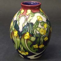 Lot 421 - Moorcroft paigles pattern vase