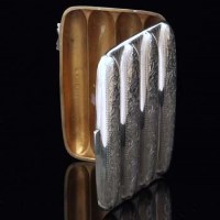 Lot 226 - Silver cigar case