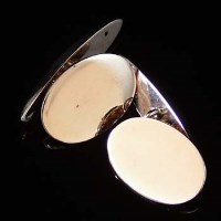 Lot 234 - Pair of 9ct yellow gold cufflinks
