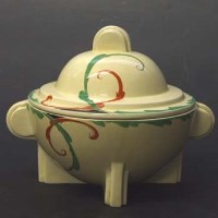 Lot 504 - Clarice Cliff tureen
