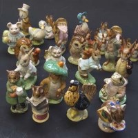 Lot 524 - Collection of Beatrix Potter Figures