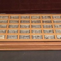 Lot 289 - 1000 years British Monarchy silver medals