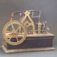 Lot 509 - Beam engine mounted on wooden plinth