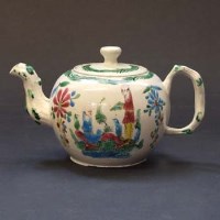 Lot 566 - Salt glaze teapot