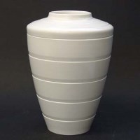 Lot 644 - Keith Murray Wedgwood vase