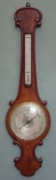 Lot 688 - Banjo barometer inscribed D W Laird