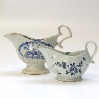 Lot 535 - Two Liverpool Penningtons sauceboats