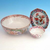 Lot 677 - Group of Oriental porcelain