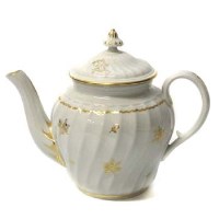 Lot 717 - Flight Worcester Teapot monogrammed.