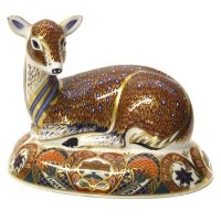 Lot 752 - Crown Derby fawn