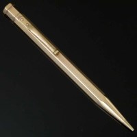 Lot 29 - Yard-o-Led 9ct gold propelling pencil