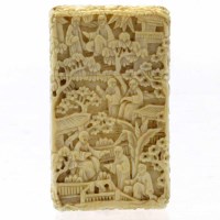Lot 187 - 19th century Chinese ivory card case