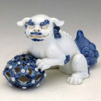 Lot 199 - Japanese Hirado Shi-Shi