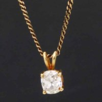 Lot 364 - Single stone diamond pendant, cushion cut, on