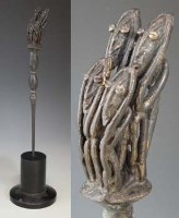 Lot 39 - Dogon brass or bronze hairpin modelled with four