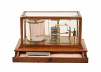 Lot 12 - Edwardian barograph with oak case