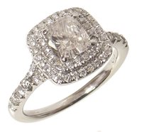 Lot 61 - Diamond 18ct white gold cluster ring