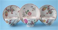 Lot 119 - Three Liverpool Pennington tea bowls and saucers