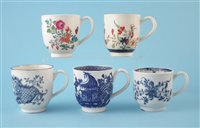 Lot 146 - Five Worcester coffee cups