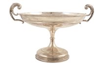 Lot 20 - Twin-handled silver centre dish by Walker and Hall