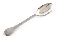 Lot 353 - 17th century William III silver trefid spoon with rat-tail to bowl